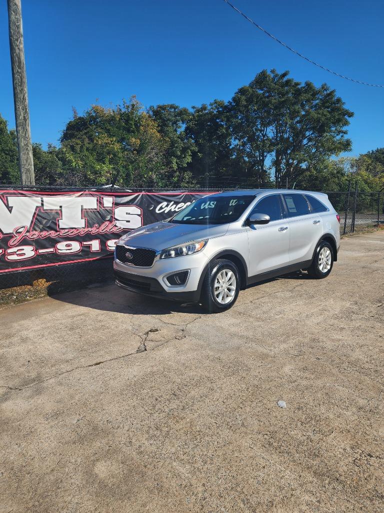 2018 Kia Sorento - $9,995