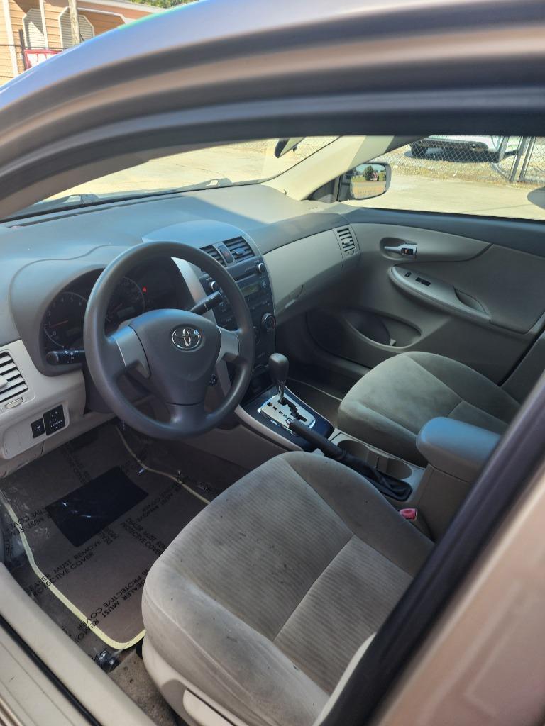 2010 Toyota Corolla - $6,995