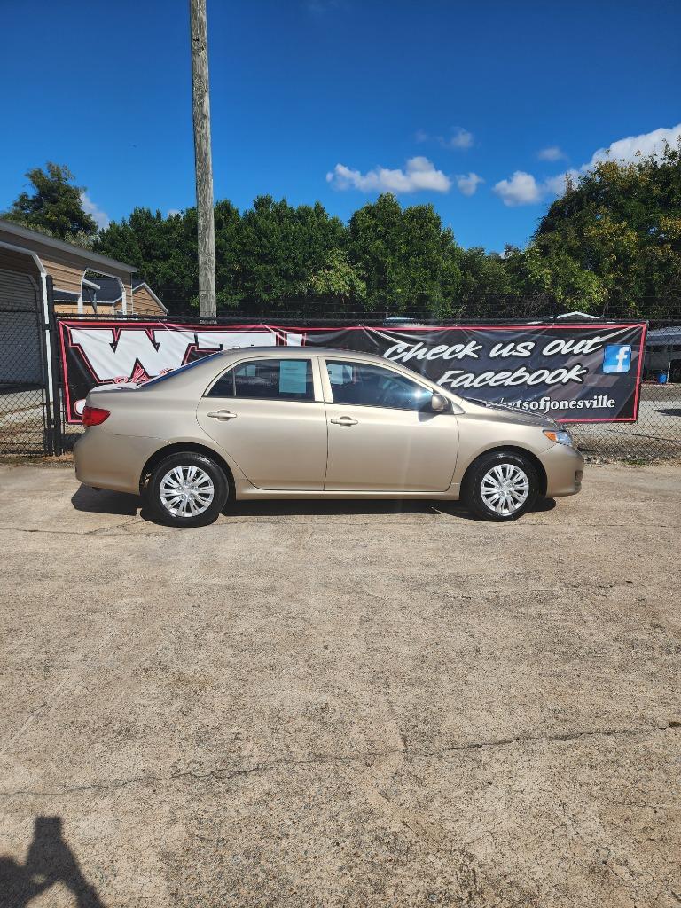 2010 Toyota Corolla - $6,995