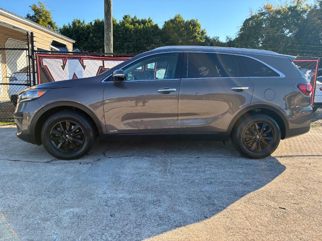 2019 Kia Sorento - $7,995