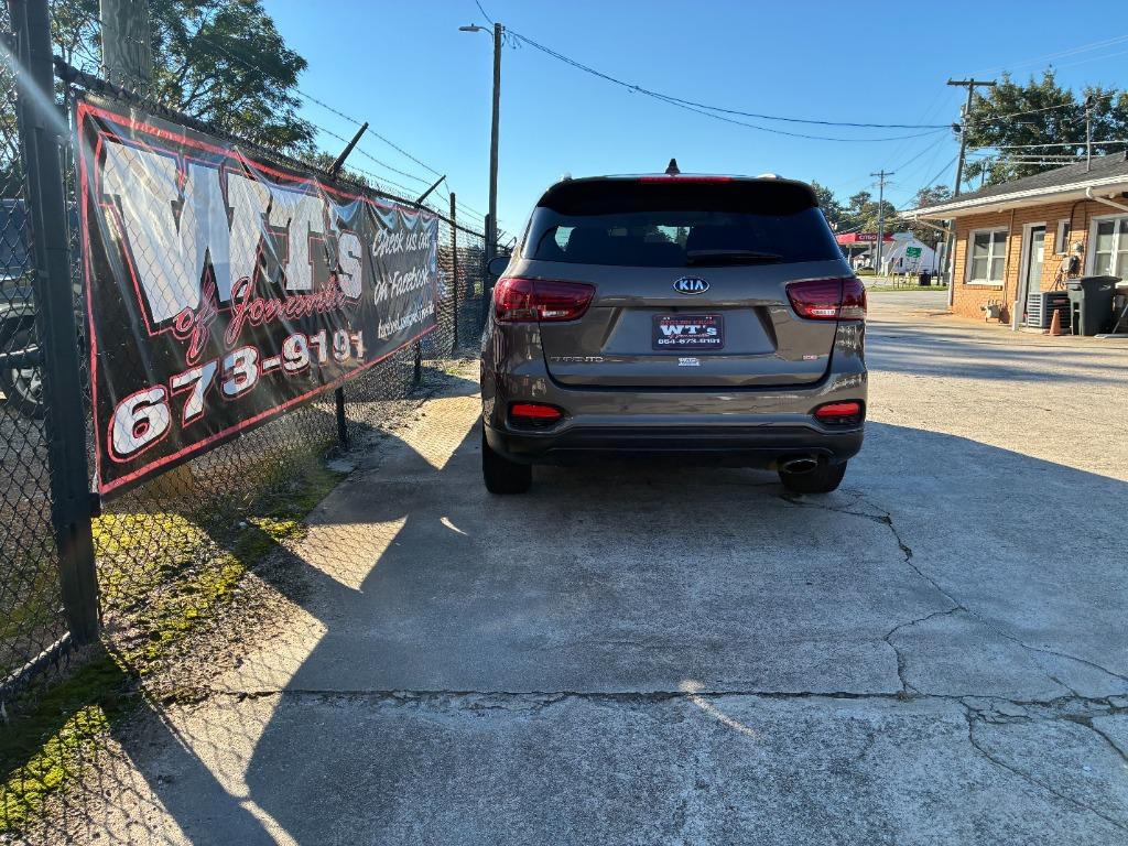 2019 Kia Sorento - $7,995