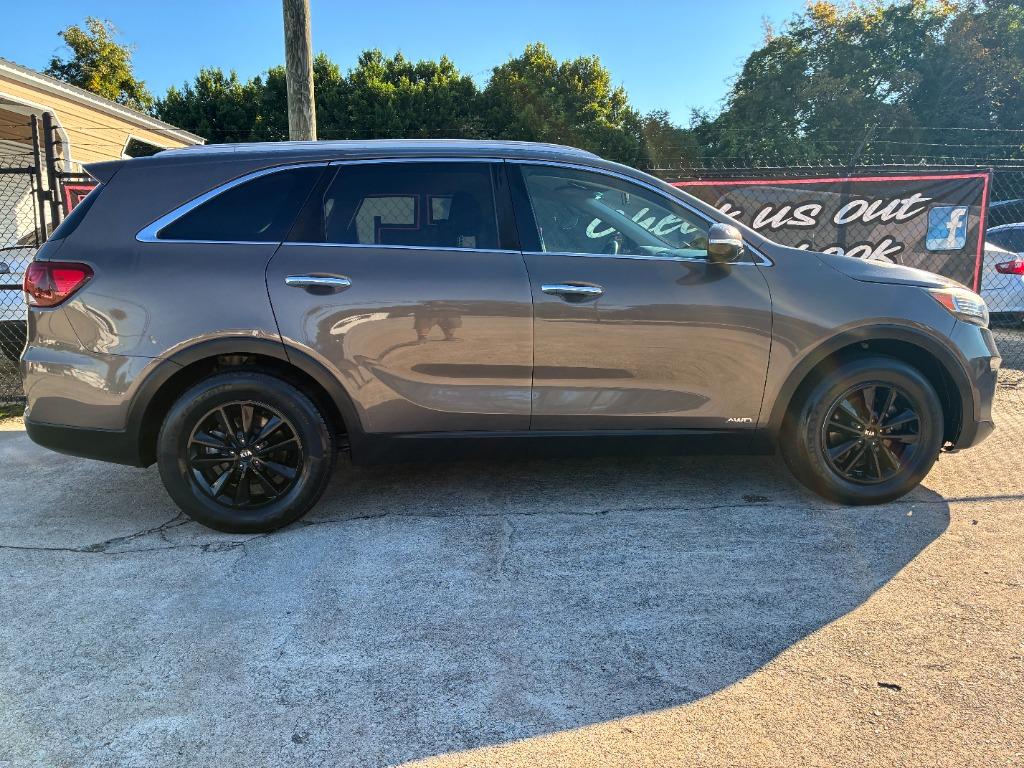 2019 Kia Sorento - $7,995
