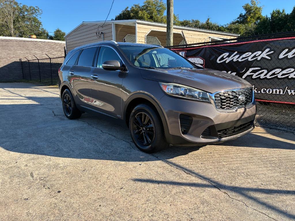 2019 Kia Sorento - $7,995