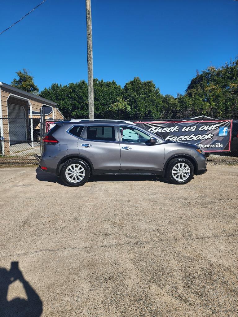 2017 Nissan Rogue - $8,995