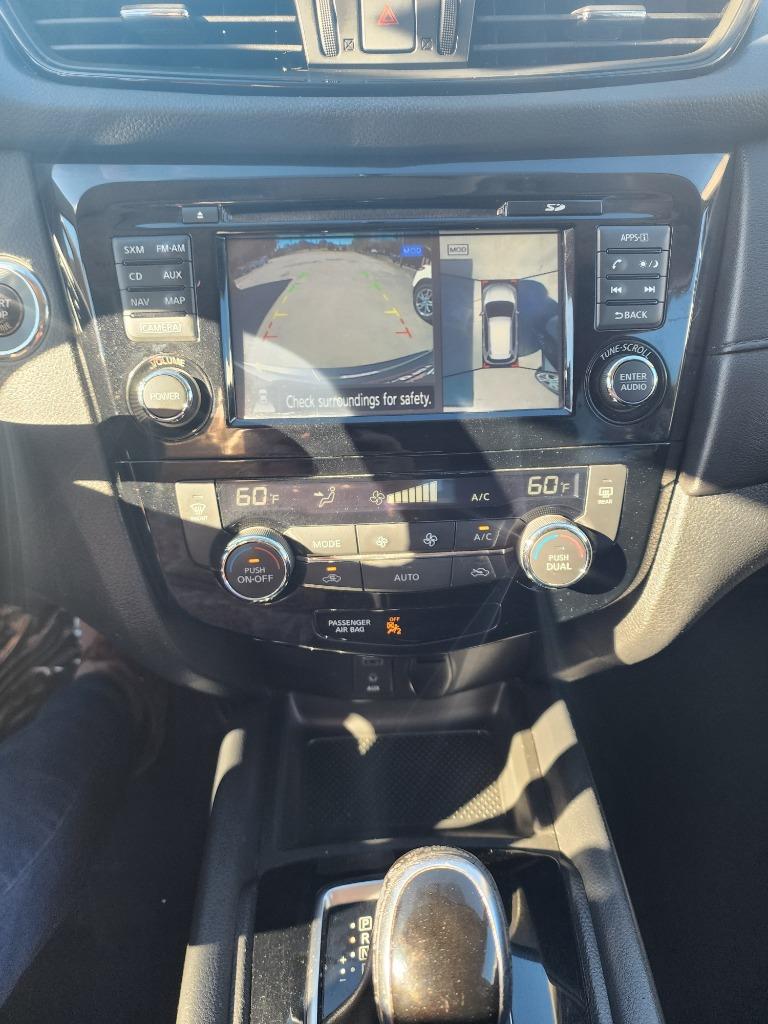 2017 Nissan Rogue - $8,995