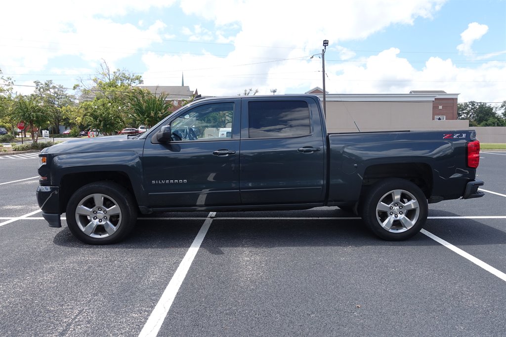 2018 Chevrolet Silverado - $15,995