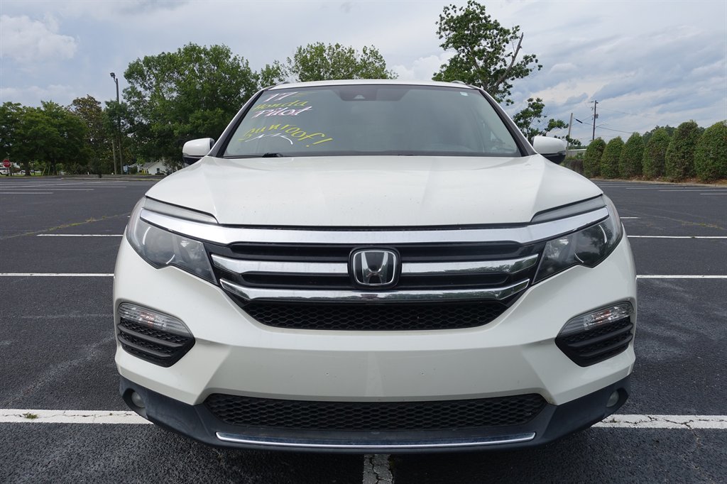 2017 Honda Pilot - $17,900