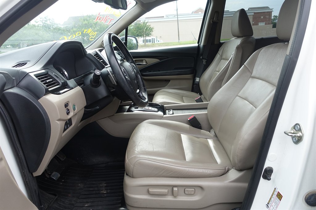 2017 Honda Pilot - $17,900