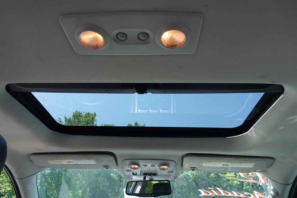 2012 GMC Acadia SLT-1 photo