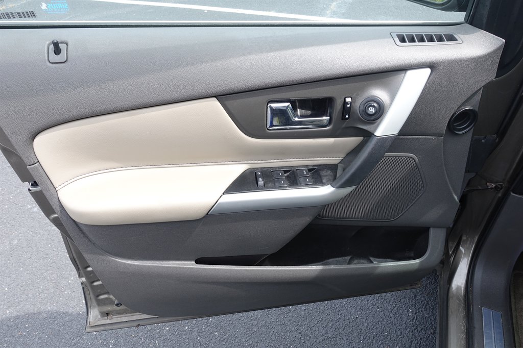 2013 Ford Edge Limited photo