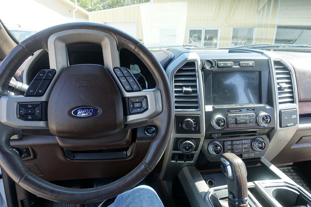 2016 Ford F-150 - $16,995