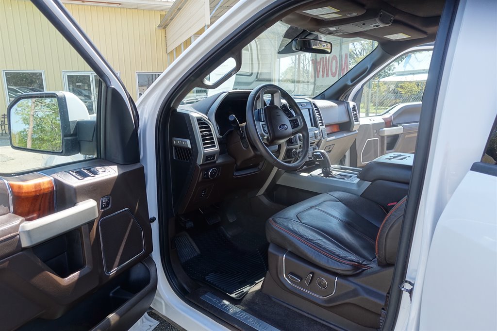 2016 Ford F-150 - $16,995