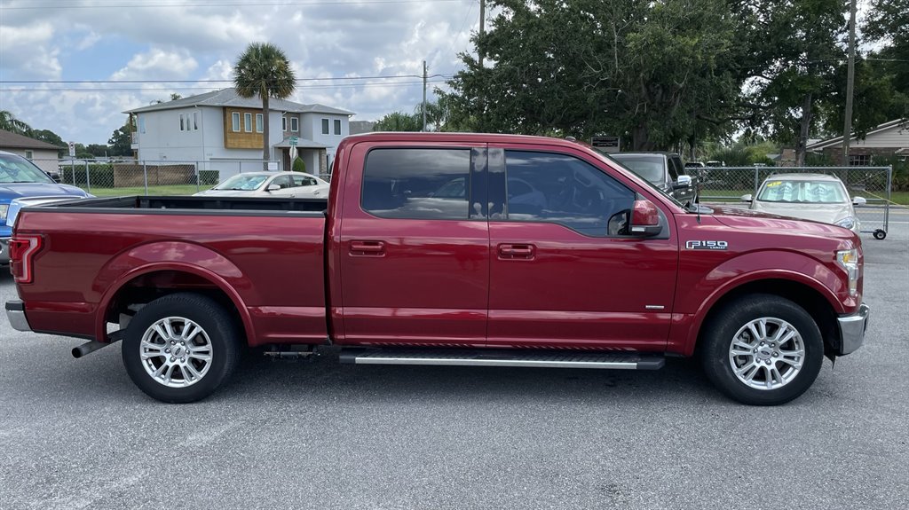 2016 Ford F150 Lariat photo