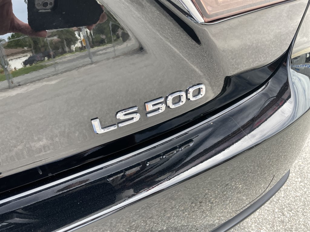 2021 Lexus LS 500 photo
