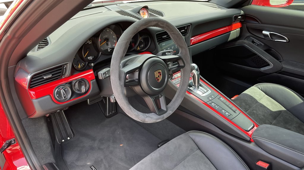 2018 Porsche 911 GT3 photo
