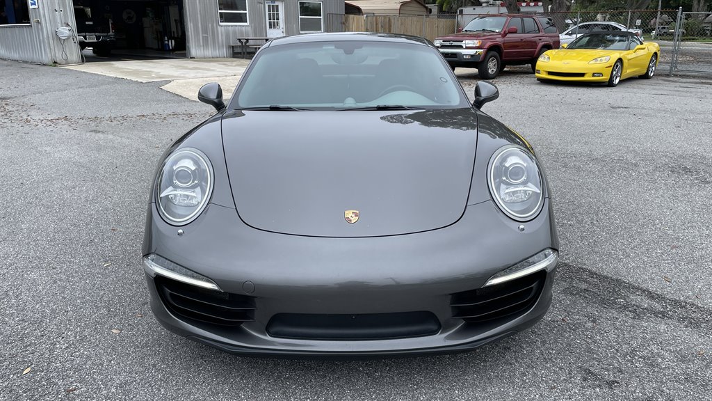 2013 Porsche 911 Carrera 4S photo