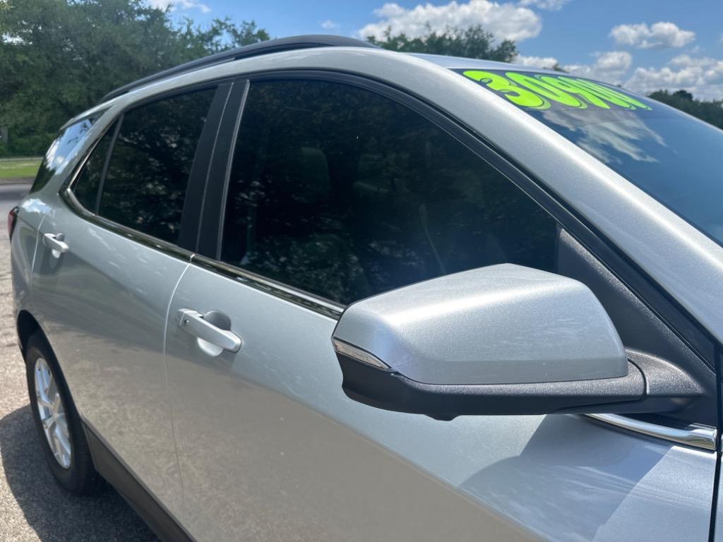 2022 Chevrolet Equinox LT photo