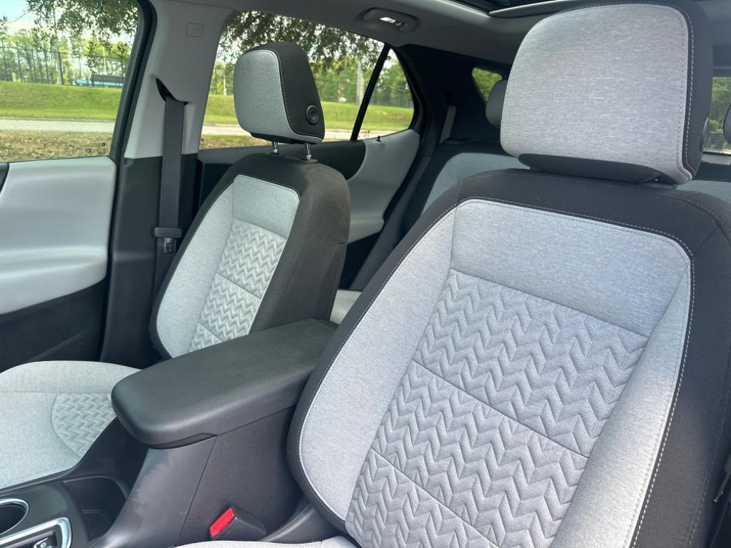 2022 Chevrolet Equinox LT photo