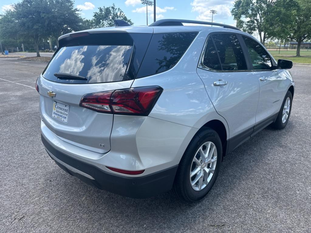 2022 Chevrolet Equinox LT photo