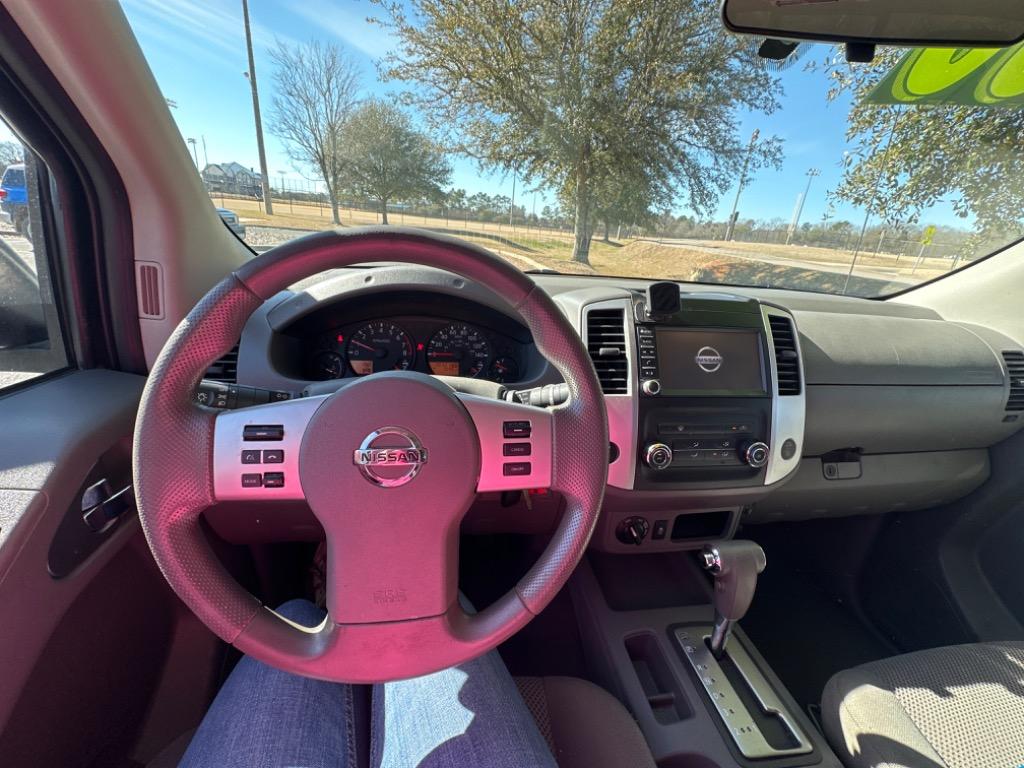 2019 Nissan Frontier SV photo