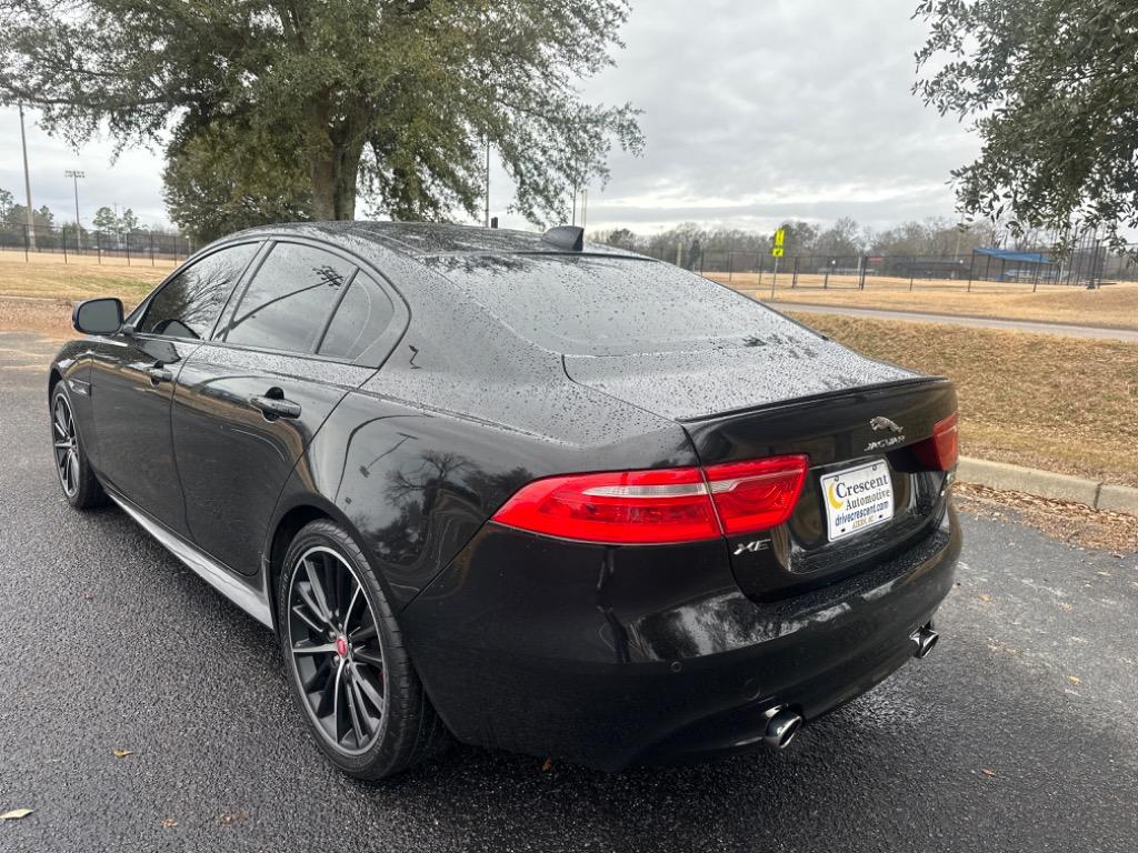 2018 Jaguar XE S photo