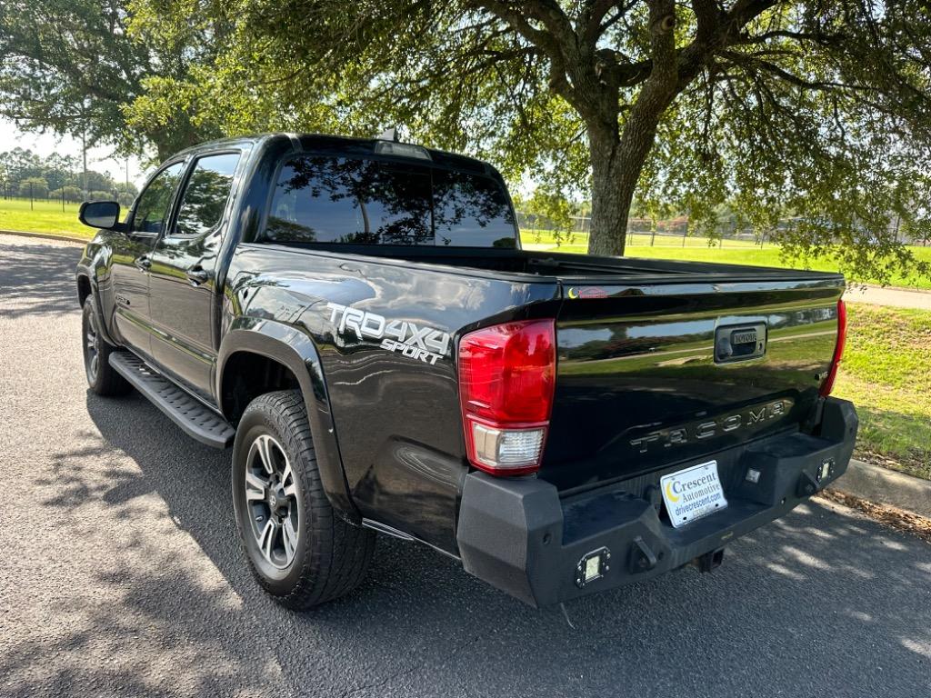 2017 Toyota Tacoma TRD SPORT  14