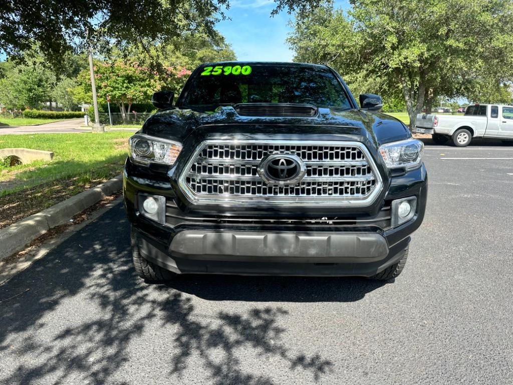 2017 Toyota Tacoma TRD SPORT  26