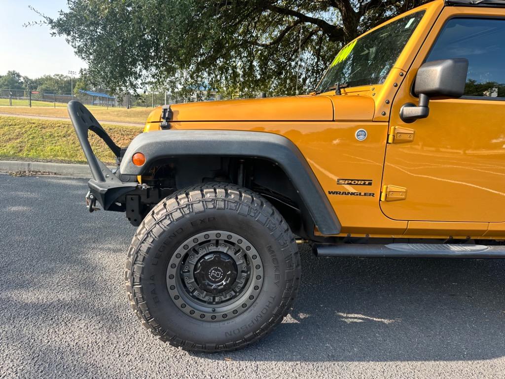 2014 Jeep Wrangler Sport 2