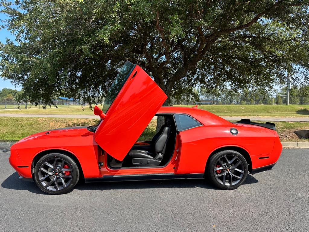 2019 Dodge Challenger SXT PLUS 4