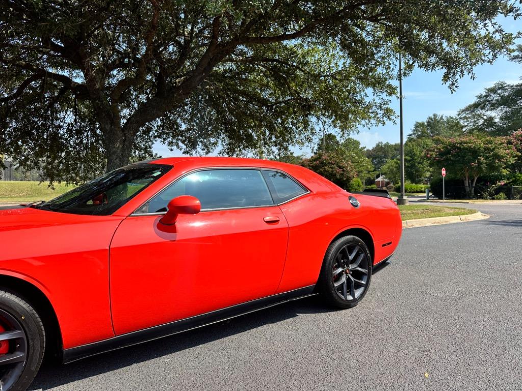 2019 Dodge Challenger SXT PLUS 3