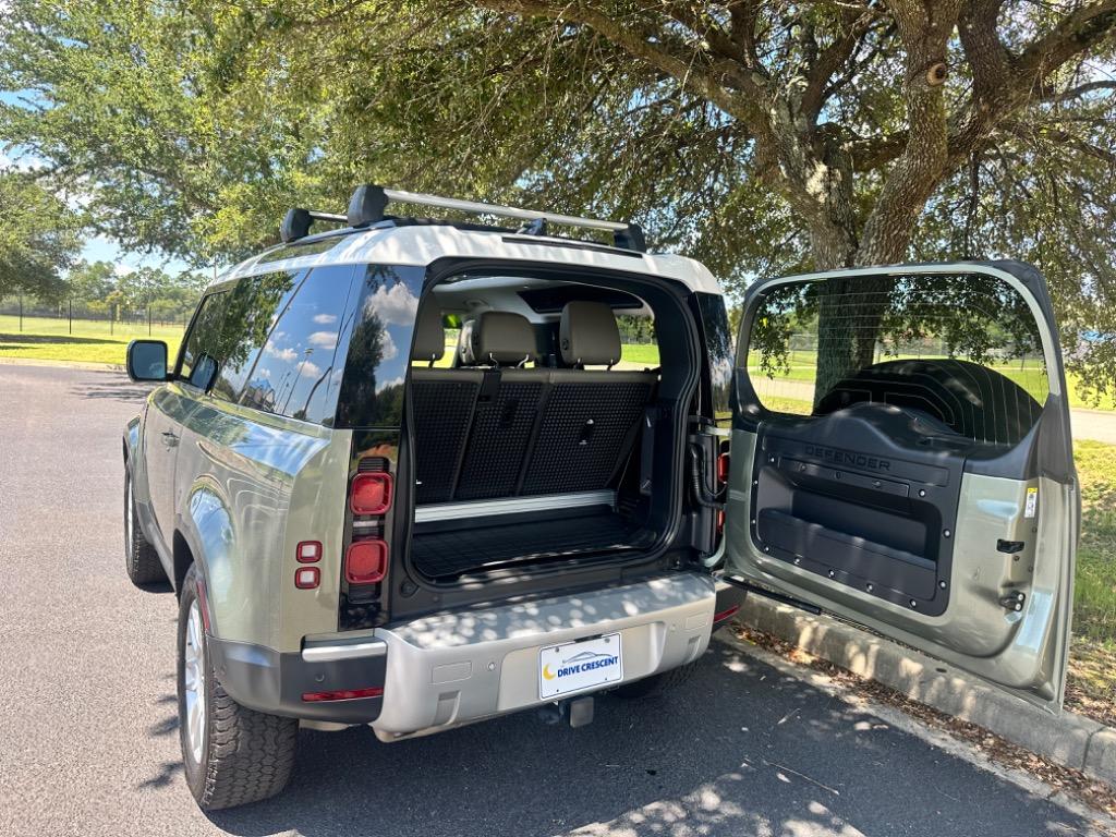 2021 Land Rover Defender 90 First Edition 15