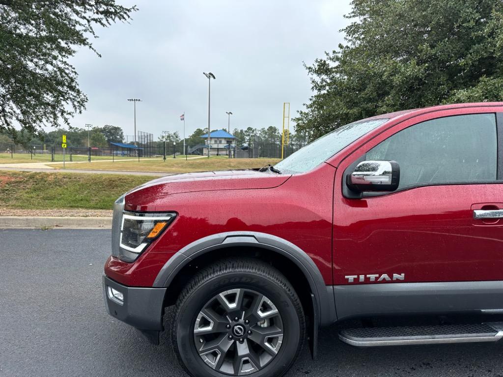 2023 Nissan Titan Platinum Reserve  2