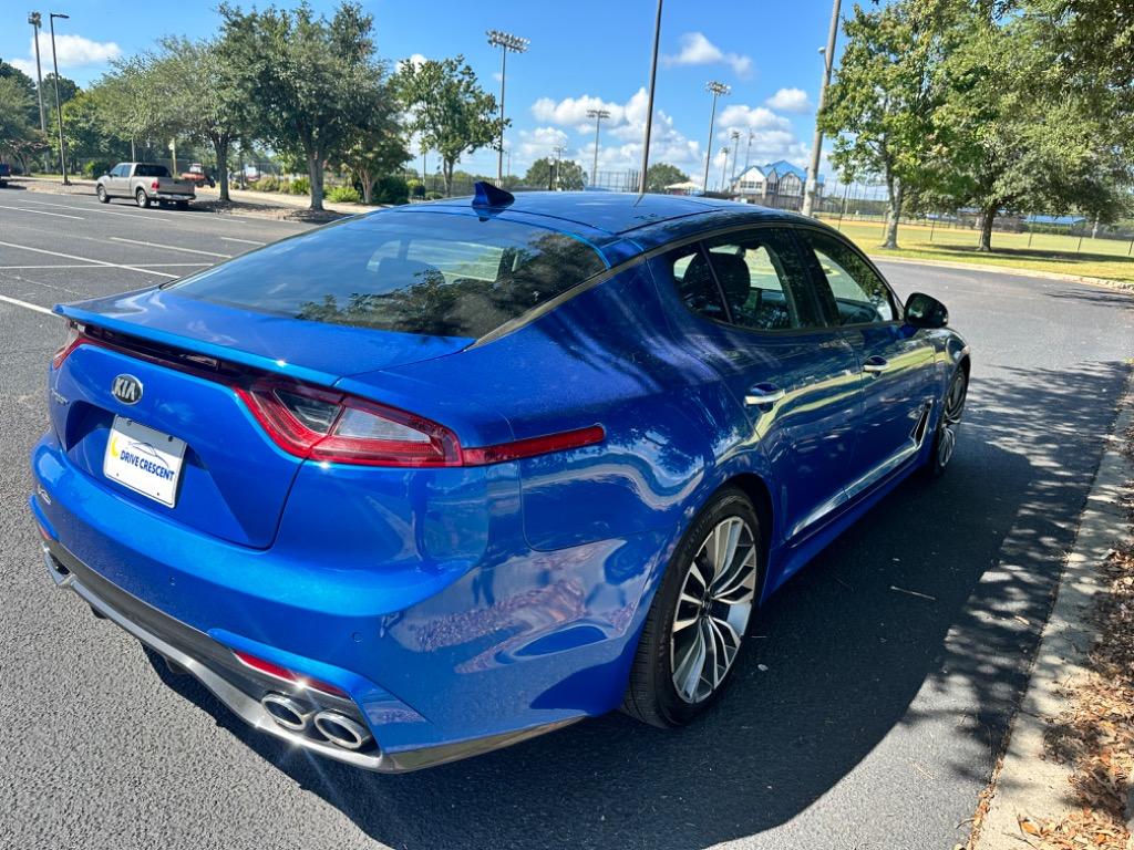 2018 Kia Stinger Premium 19