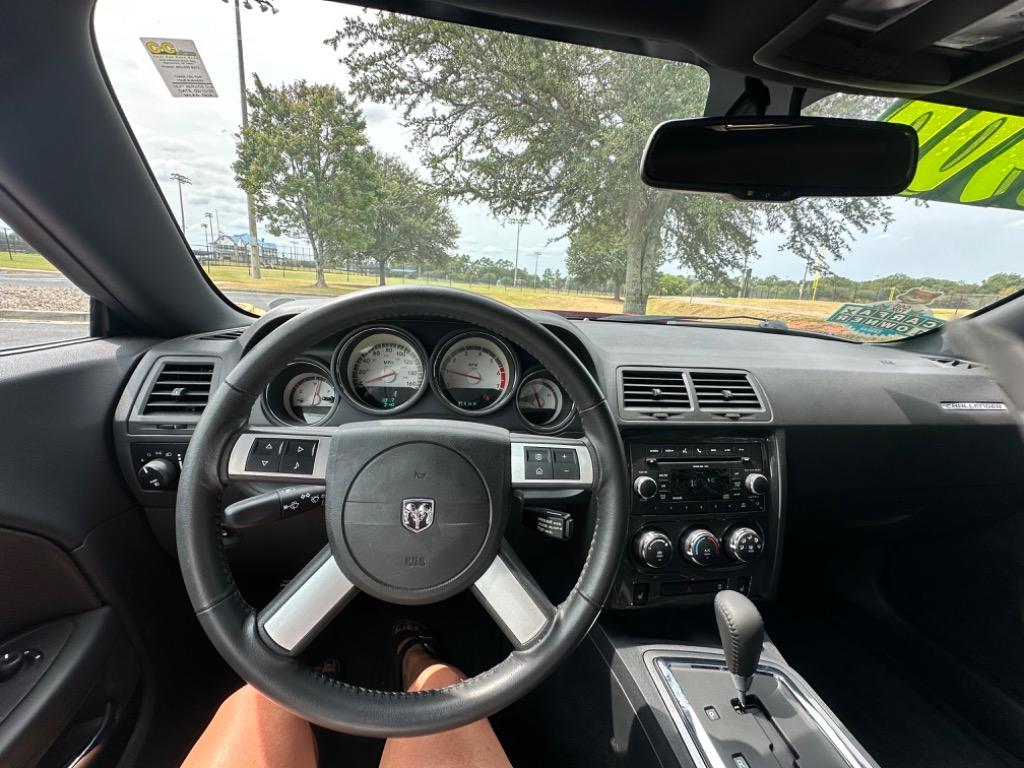 2010 Dodge Challenger R/T 8