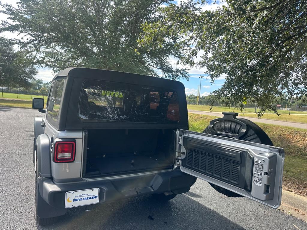 2018 Jeep All-New Wrangler Sport 12