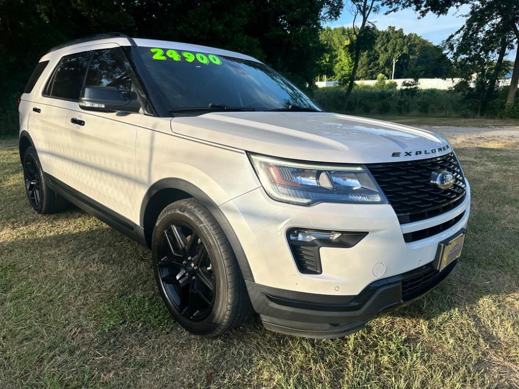 2019 Ford Explorer Sport 28