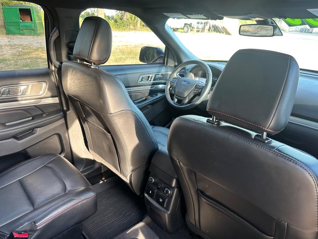 2019 Ford Explorer Sport 21