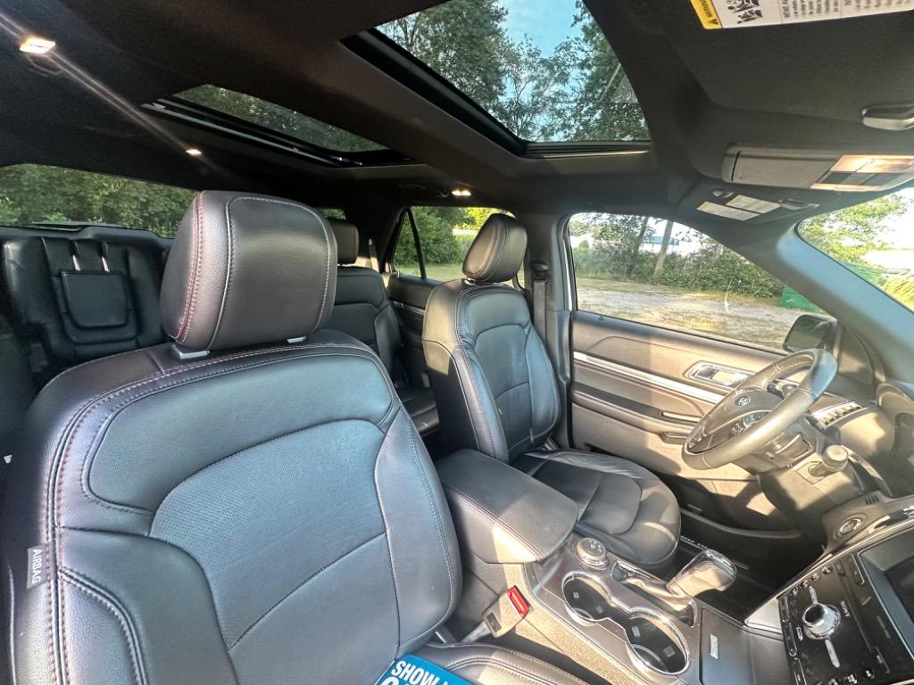 2019 Ford Explorer Sport 26