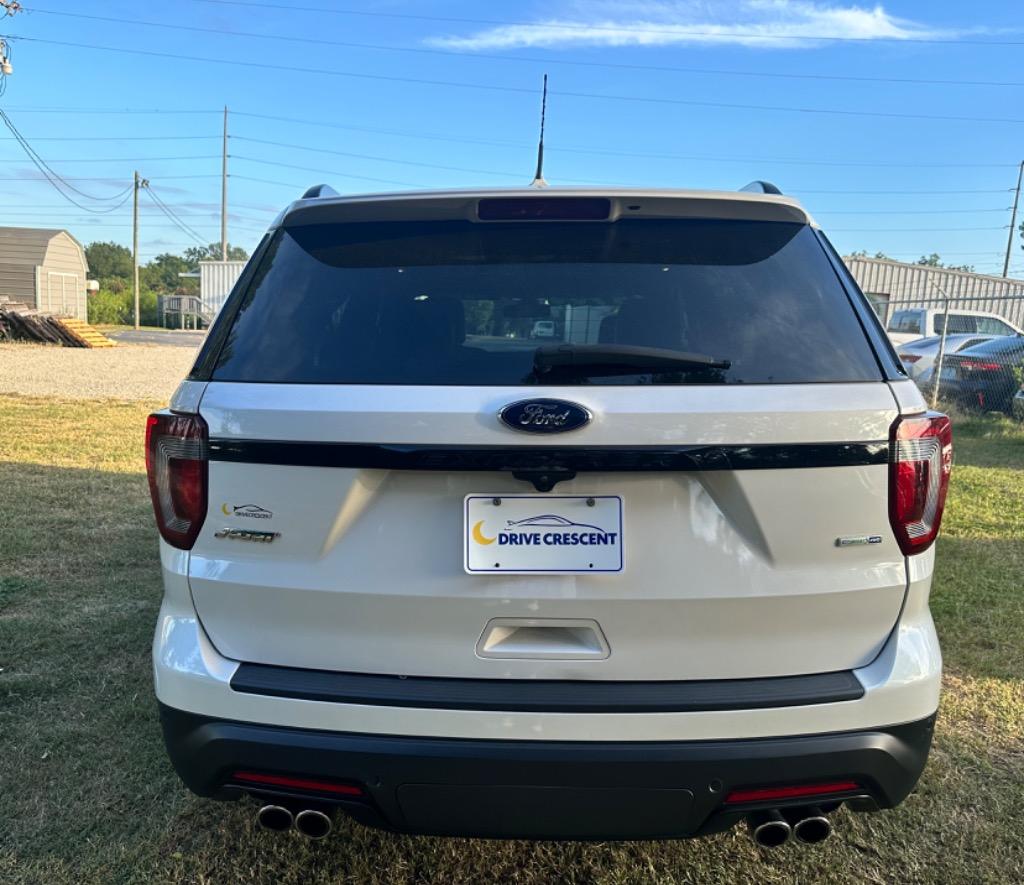 2019 Ford Explorer Sport 15