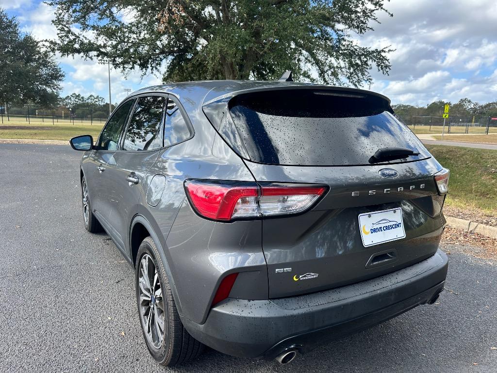 2021 Ford Escape SE 13