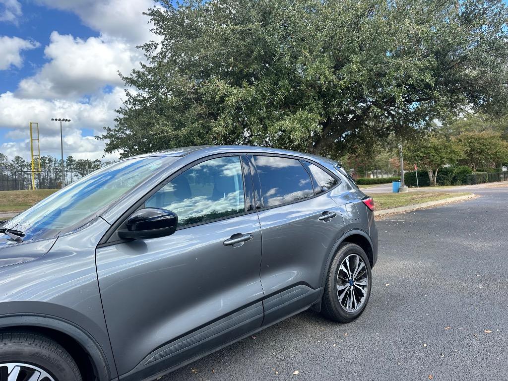 2021 Ford Escape SE 3