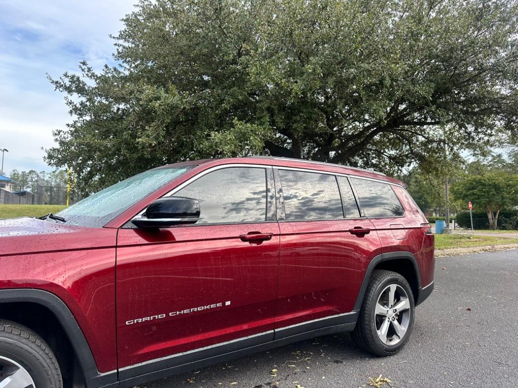 2021 Jeep Grand Cherokee L Limited 3