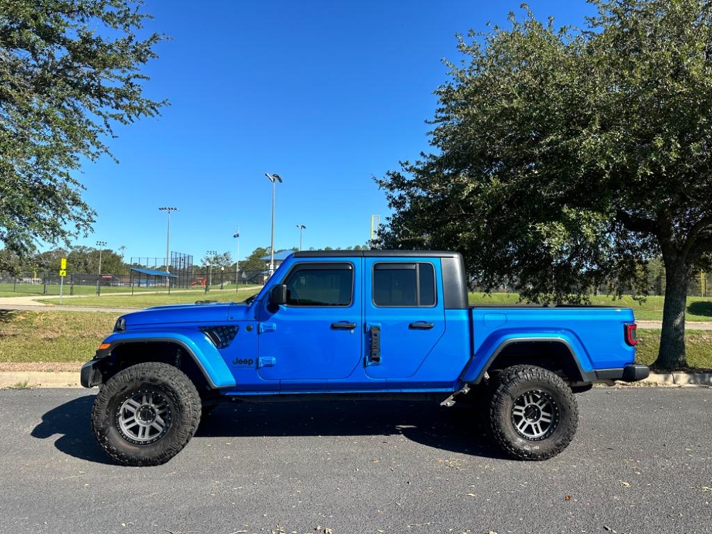 2023 Jeep Gladiator Sport 4