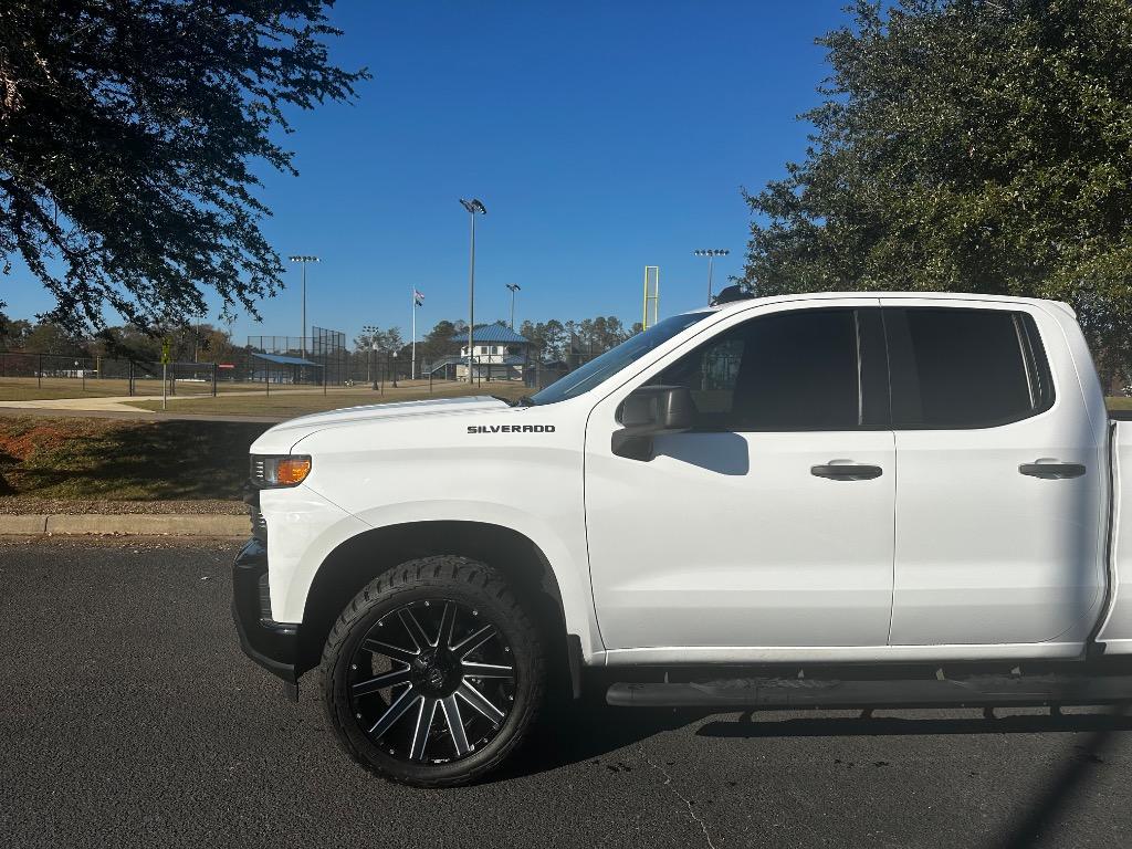 2021 Chevrolet Silverado 1500 Custom 2