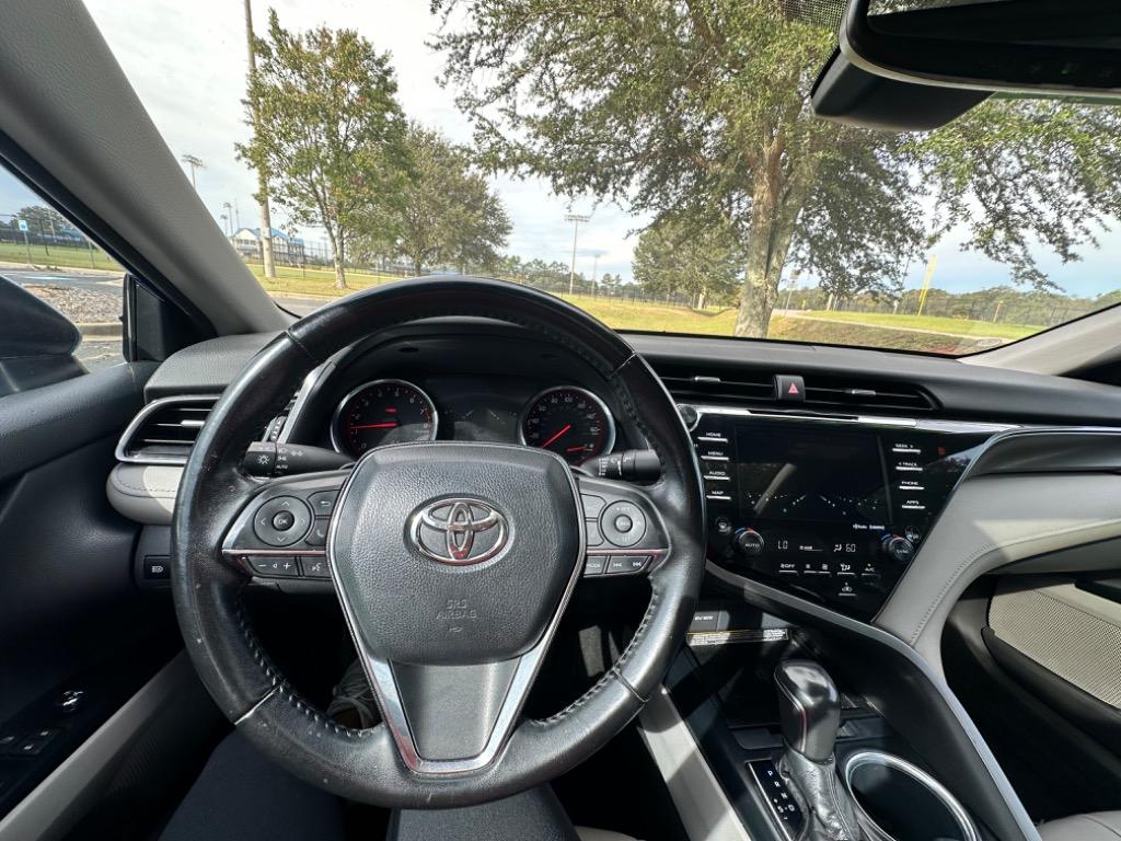 2020 Toyota Camry XSE 7