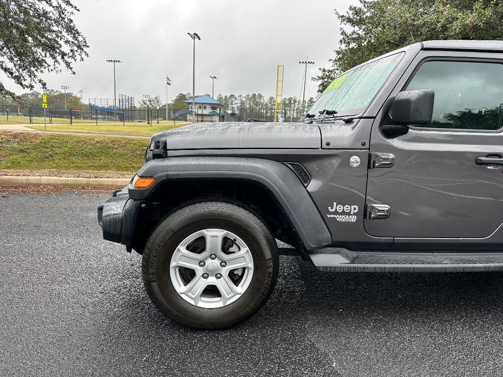 2020 Jeep Wrangler Unlimited Sport 2