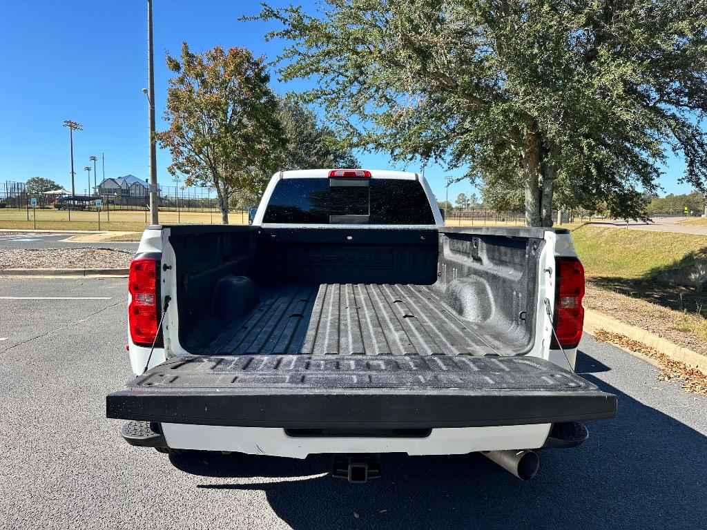 2017 GMC Sierra 3500 Denali 15