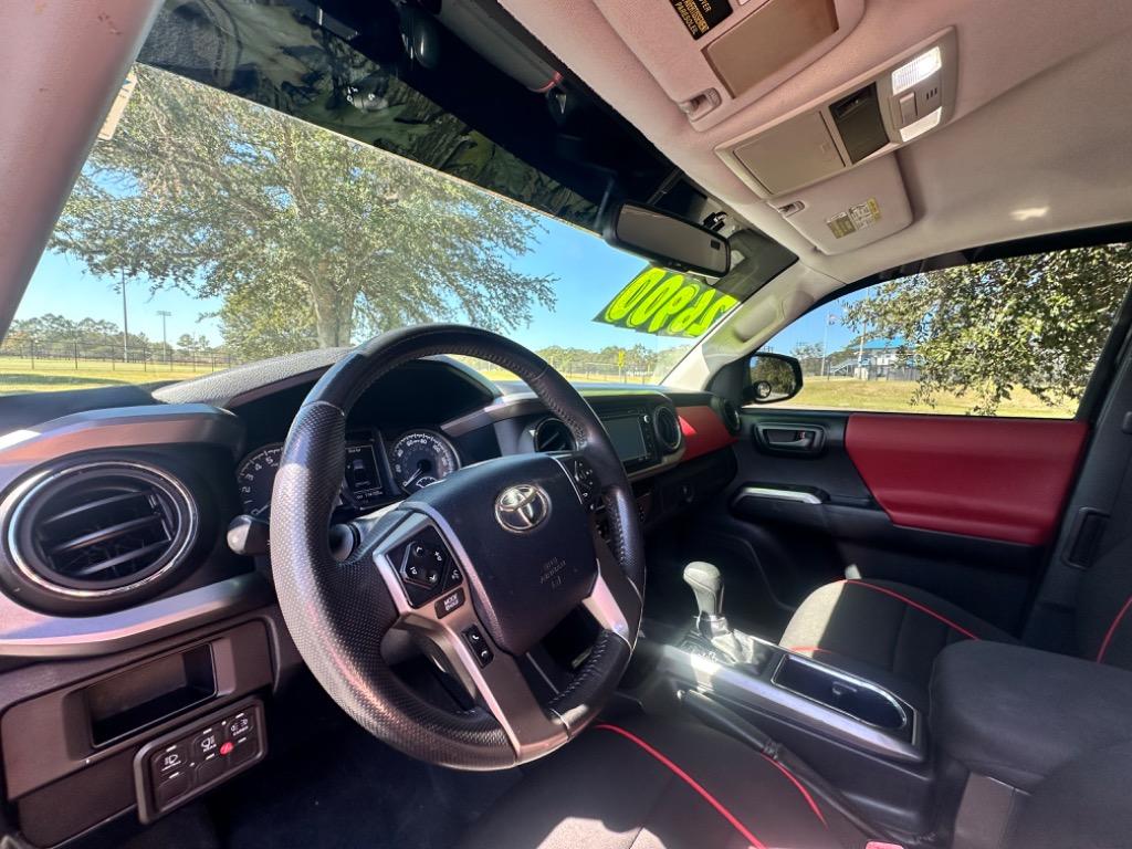 2017 Toyota Tacoma SR5 6