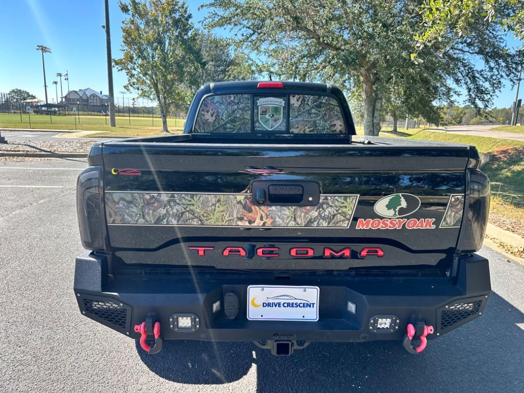 2017 Toyota Tacoma SR5 15