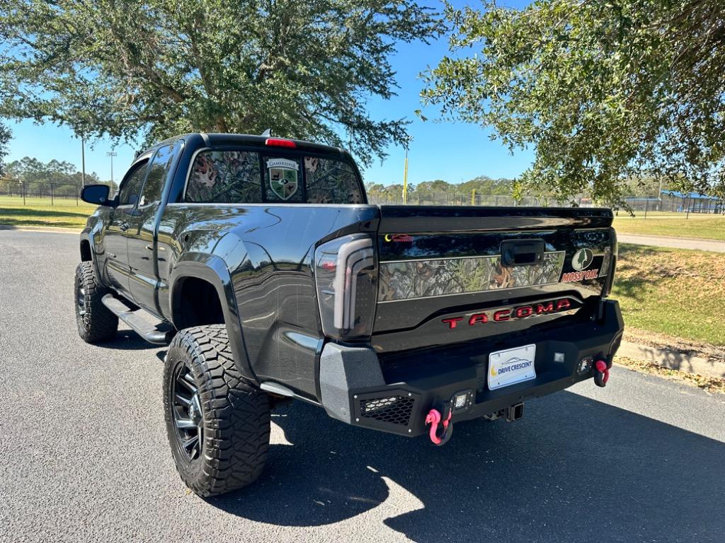 2017 Toyota Tacoma SR5 13